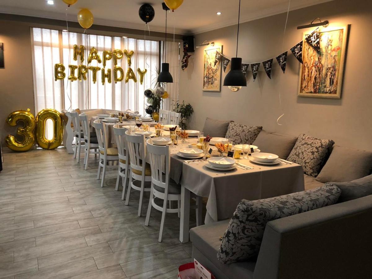 Guesthouse Green Fields Garmen Bagian luar foto